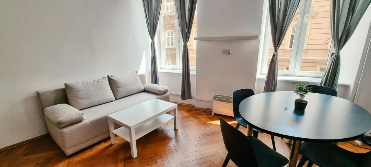 Batorego Apartment Krakkó Kültér fotó